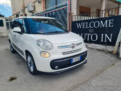 Usata Fiat 500L Lounge 84 CV (61 kW) 2014 Bianco Monovolume