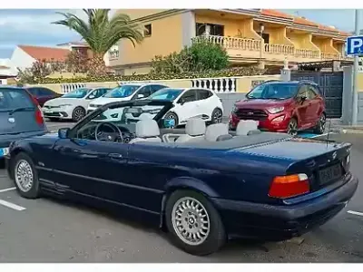 Begagnad BMW 320 Cabriolet 150 HK (110 kW) 1994 Blå Cab