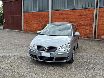 Usata VW Polo Comfortline 80 CV (58 kW) 2007 Grigio Utilitaria