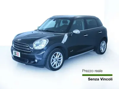 Usata Mini Cooper D 111 CV (81 kW) 2016 Nero Utilitaria