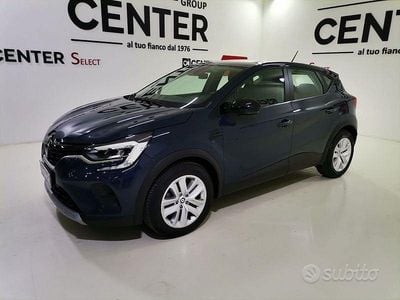 Usata Renault Captur 145 CV (106 kW) 2022 Verde SUV