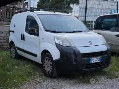 Begagnad Fiat Fiorino 69 HK (50 kW) 2016 Vit Minibuss