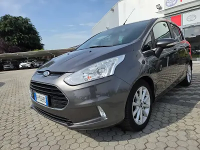 Usata Ford B-MAX Titanium 87 CV (63 kW) 2017 Grigio Monovolume