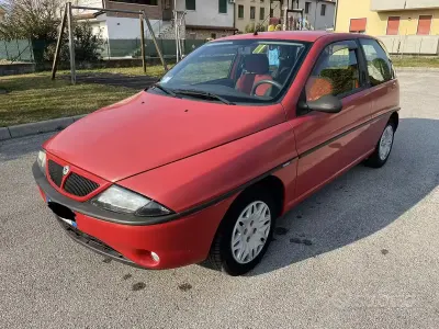Usata Lancia Ypsilon 2000 Utilitaria