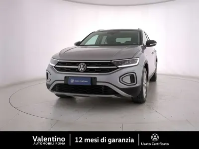 Usata VW T-Roc Style 110 CV (80 kW) 2023 Grigio SUV