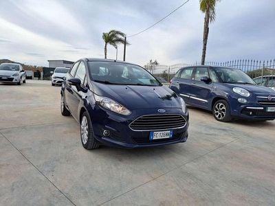 Usata Ford Fiesta 95 CV (69 kW) 2016 Blu/azzurro Berlina