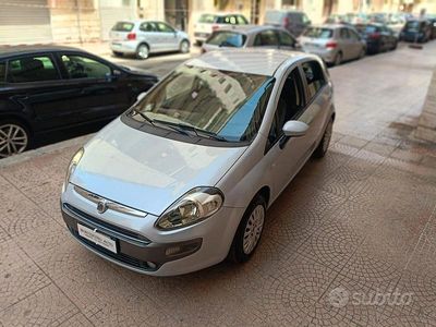 Usata Fiat Punto Evo 65 CV (47 kW) 2010 Grigio Utilitaria