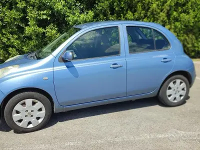 Usata Nissan Micra 86 CV (63 kW) 2006 Blu Berlina