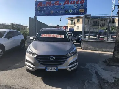 Usata Hyundai Tucson Edition 116 CV (85 kW) 2018 Oro SUV