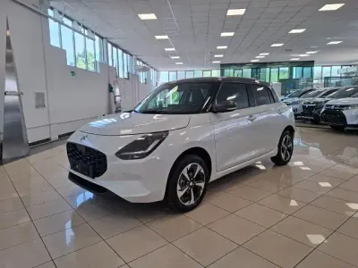 Nuova Suzuki Swift 81 CV (59 kW) 2026 Bianco Utilitaria
