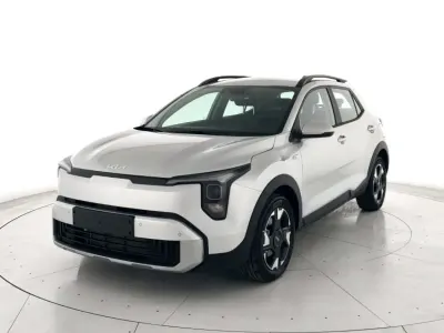 Nuova Kia Stonic Urban 100 CV (73 kW) 2026 Argento SUV