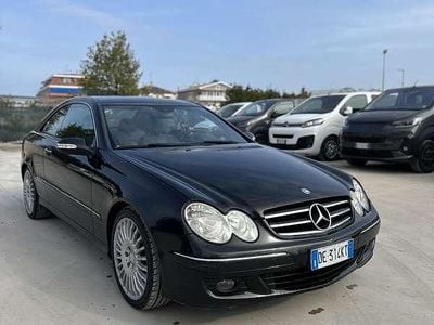 Usata Mercedes CLK220 Avantgarde 150 CV (110 kW) 2006 Coupé