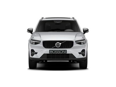 Usata Volvo XC40 Core 163 CV (119 kW) 2025 Grigio SUV