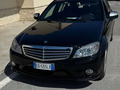 Usata Mercedes C220 Avantgarde 170 CV (125 kW) 2010 Nero Station wagon