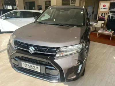 Nuova Suzuki Vitara 110 CV (80 kW) 2026 Bianco SUV