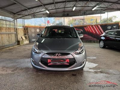 Usata Hyundai ix20 Comfort 90 CV (66 kW) 2011 Grigio Utilitaria