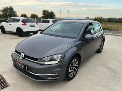 Occasion VW Golf VII Highline 116 ch (85 kW) 2019 Gris Berline