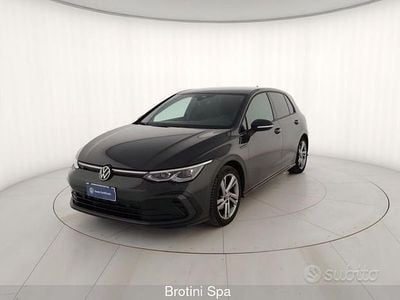Usata 2023 VW Golf R-line Berlina | 25.800 € (Buon prezzo)