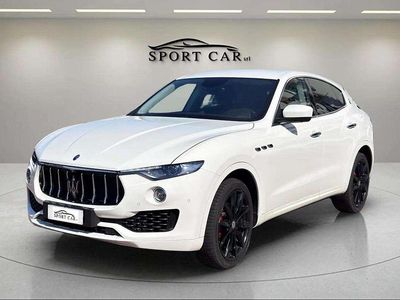Usata Maserati Levante 275 CV (202 kW) 2017 Bianco SUV