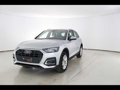 Usata Audi Q5 Business 204 CV (150 kW) 2021 Argento floret metallizzato SUV
