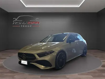 Usata Mercedes A180 AMG line 136 CV (100 kW) 2023 Grigio Berlina