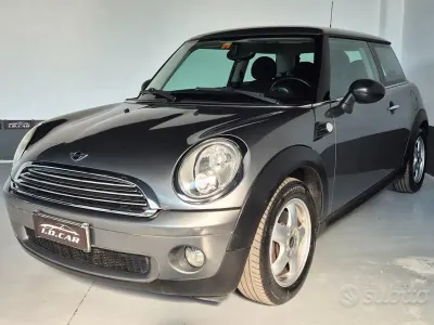 Usata Mini ONE 75 CV (55 kW) 2009 Grigio Utilitaria