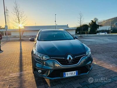 Usata Renault Mégane IV 110 CV (80 kW) 2018 Grigio Berlina
