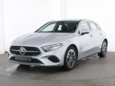 Usata Mercedes A180 Advanced 136 CV (100 kW) 2025 Argento high tech Berlina