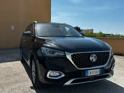 Usata MG HS Comfort 162 CV (119 kW) 2023 Nero SUV