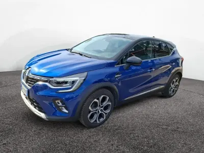 Usata Renault Captur Techno 101 CV (74 kW) 2023 Blu SUV
