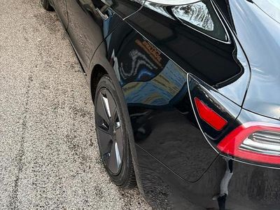 Usata Tesla Model 3 100 kW (136 CV) 2020 Nero Berlina