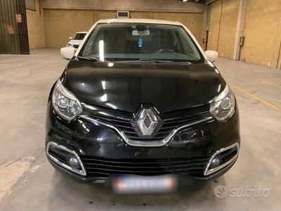 Usata Renault Captur 90 CV (66 kW) 2014 Nero SUV