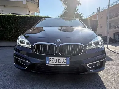 Usata BMW 218 Active Tourer Luxury Line 150 CV (110 kW) 2017 Blu/azzurro Monovolume