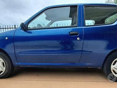 Usata Fiat 600 54 CV (39 kW) 2006 Blu Utilitaria