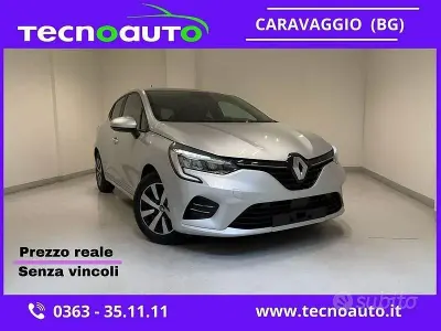 Używany Renault Clio V Life 101 KM (74 kW) 2020 Szary Sedan/Limuzyna