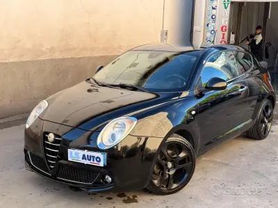 Usata Alfa Romeo MiTo Distinctive 120 CV (88 kW) 2011 Nero Utilitaria