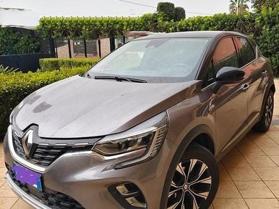 Usata Renault Captur Techno 100 CV (73 kW) 2023 SUV