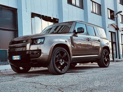 Usata Land Rover Defender 250 CV (183 kW) 2023 Marrone SUV