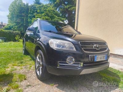 Usata Chevrolet Captiva 150 CV (110 kW) 2008 Nero SUV