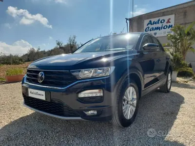 Usata VW T-Roc 150 CV (110 kW) 2021 Nero SUV