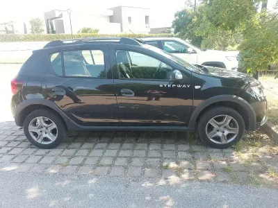 Usata Dacia Sandero Comfort 101 CV (74 kW) 2020 Berlina