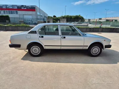 Usata Alfa Romeo Alfetta 1970 Grigio Berlina