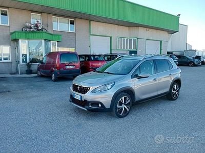 Usata Peugeot 2008 Allure 100 CV (73 kW) 2017 Grigio SUV