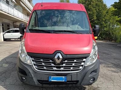 Begagnad Renault Master 2016 Röd Sedan