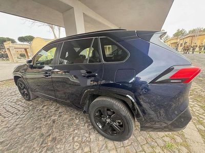 Usata Toyota RAV4 Hybrid 178 CV (130 kW) 2019 Lilla SUV