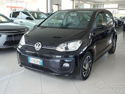 Usata VW up! move up! 60 CV (44 kW) 2019 Nero Utilitaria