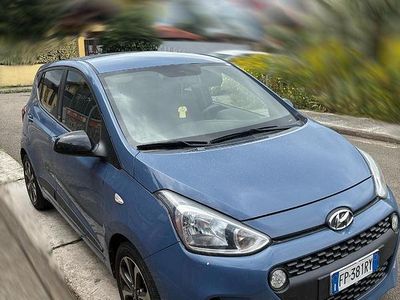 Usata Hyundai i10 65 CV (47 kW) 2018 Blu Utilitaria