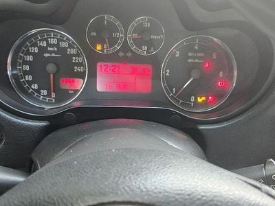 Usata Alfa Romeo 147 150 CV (110 kW) 2008 Blu Utilitaria