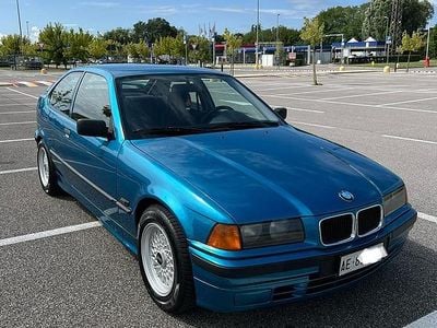 Usata BMW 316 102 CV (75 kW) 1995 Blu Berlina