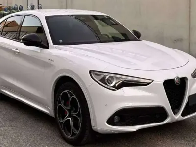 Usata Alfa Romeo Stelvio Veloce 209 CV (153 kW) 2022 Bianco SUV